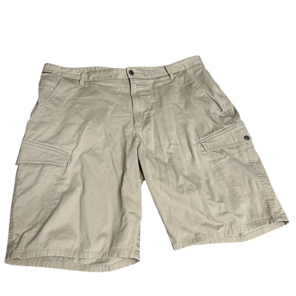 Merrell tan cargo shorts